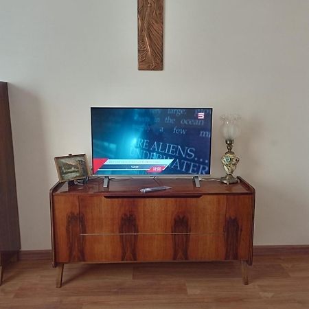 Spacious One Bedroom Apartment In The City Centre Yerevan Luaran gambar