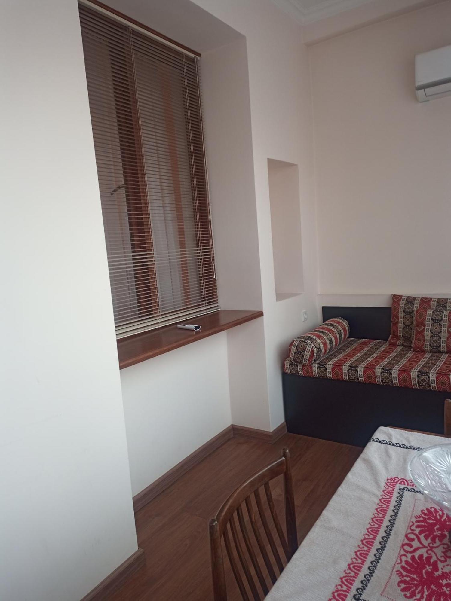 Spacious One Bedroom Apartment In The City Centre Yerevan Luaran gambar